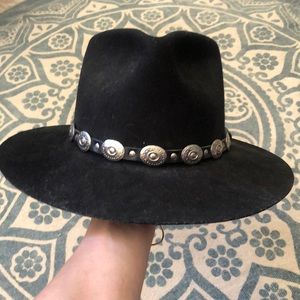 Black stiff wide brim hat